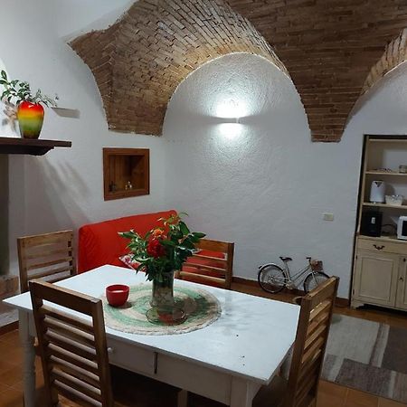 Casavacanze Vicolo Mentana โฟลีโญ ภายนอก รูปภาพ