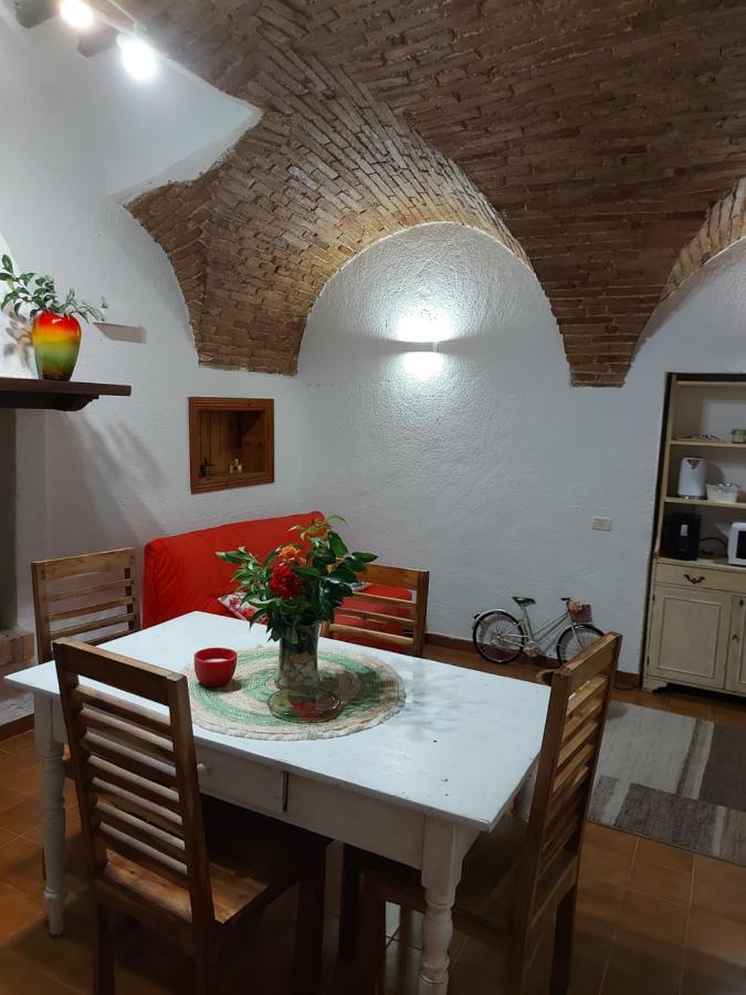 Casavacanze Vicolo Mentana โฟลีโญ ภายนอก รูปภาพ