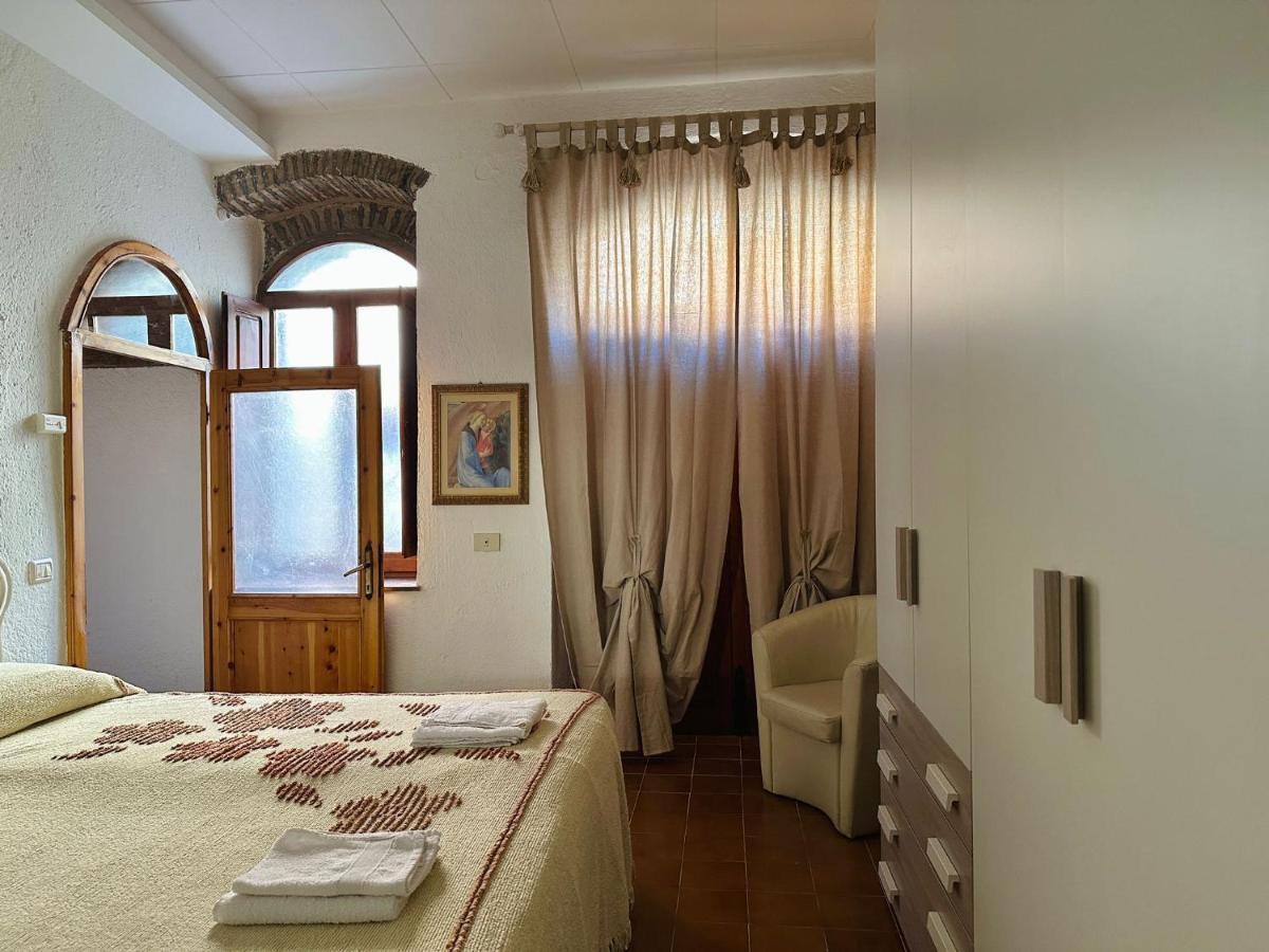 Casavacanze Vicolo Mentana โฟลีโญ ภายนอก รูปภาพ